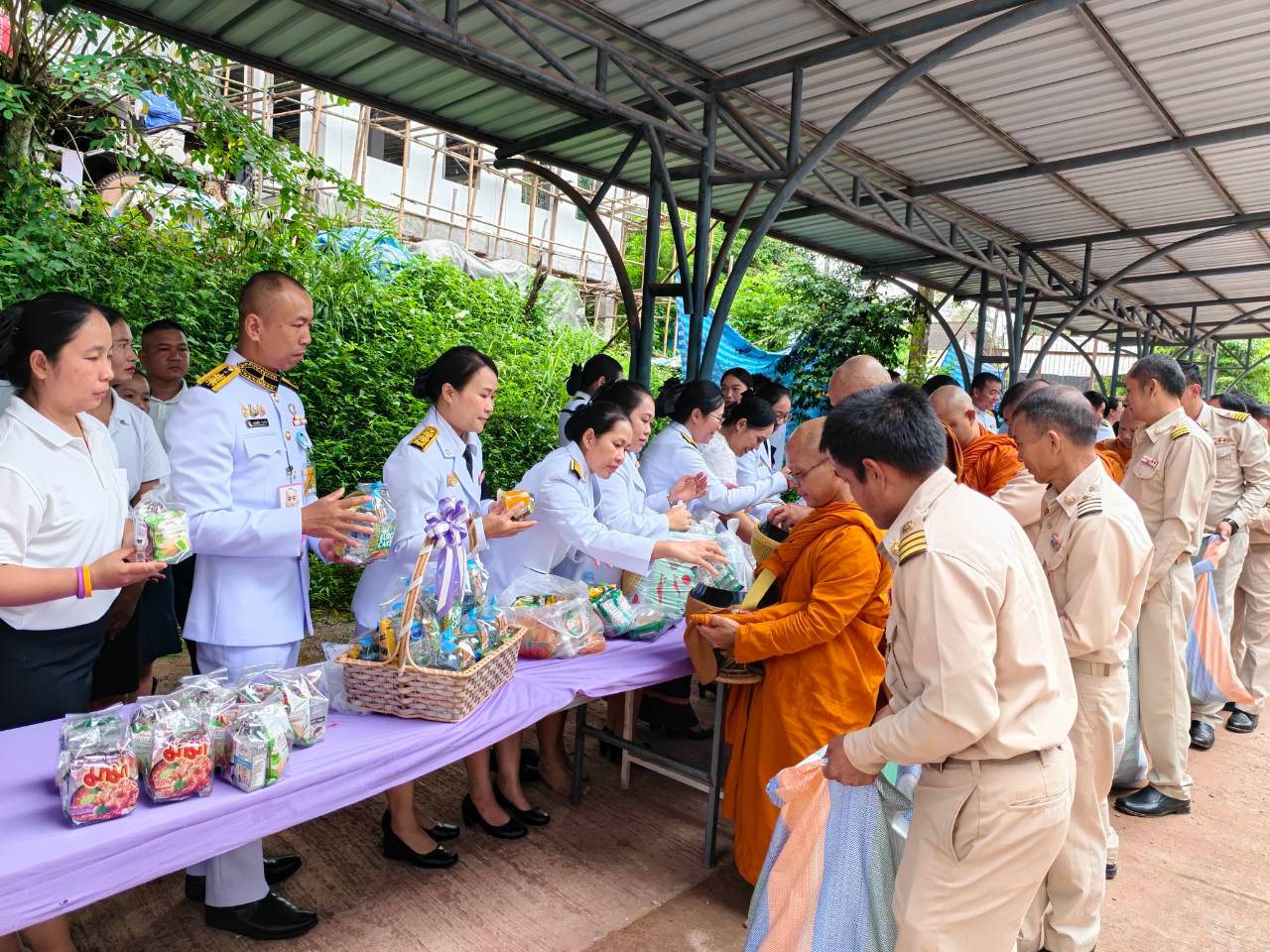 โรงเรียนบ่อเกลือได้เข้าจัดกิจกรรม "เฉลิมพระเกียรติพระบาทสมเด็จพระเจ้าอยู่หัว เนื่องในวันเฉลิมพระชนมพรรษา"